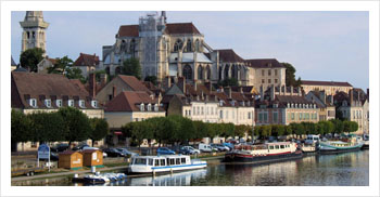 Boat rental Chatillon en Bazois